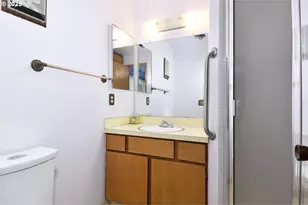 579 NE Fleming Ave, Gresham, OR 97030 - Photo 13