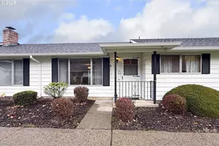 579 NE Fleming Ave, Gresham, OR 97030 - Photo 1