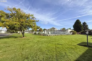 579 NE Fleming Ave, Gresham, OR 97030 - Photo 27