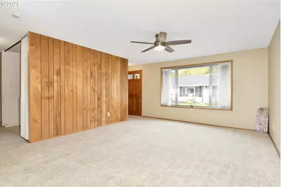 579 NE Fleming Ave #C-41, Gresham, OR 97030 - Photo 3