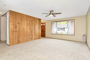 579 NE Fleming Ave, Gresham, OR 97030 - Photo 3