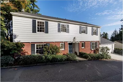 3333 SW Heather Ln, Portland, OR 97201 - Photo 7