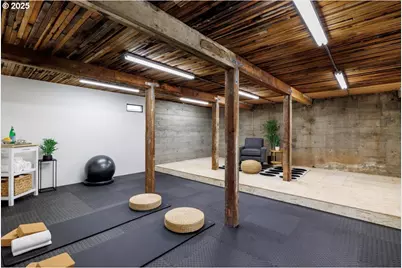 3333 SW Heather Ln, Portland, OR 97201 - Photo 43