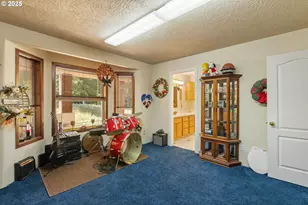 913 Starveout Creek Rd, Azalea, OR 97410 - Photo 19