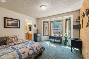 913 Starveout Creek Rd, Azalea, OR 97410 - Photo 17