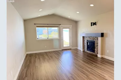 2457 NE 5th St, Hermiston, OR 97838 - Photo 13