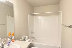 2457 NE 5th St, Hermiston, OR 97838 - Photo 7