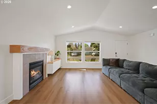 7685 SE Henderson St, Portland, OR 97206 - Photo 7