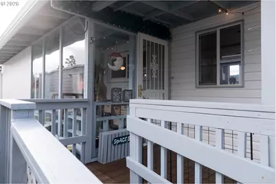 1699 27th St #5, Florence, OR 97439 - Photo 3