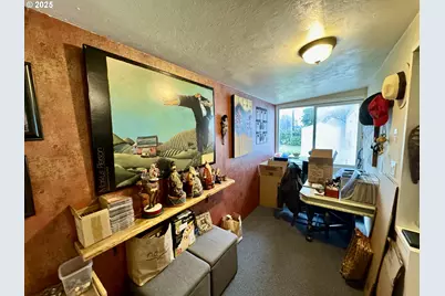 1699 27th St #5, Florence, OR 97439 - Photo 3