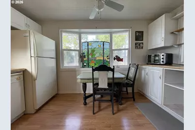 1699 27th St #5, Florence, OR 97439 - Photo 13