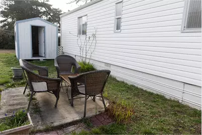 1699 27th St #5, Florence, OR 97439 - Photo 33