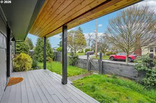 7921 NE Clackamas St, Portland, OR 97213 - Photo 3