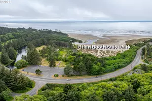 1055 NW Estate Dr, Seal Rock, OR 97376 - Photo 47