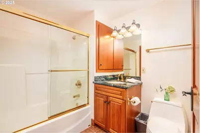 1055 NW Estate Dr, Seal Rock, OR 97376 - Photo 29
