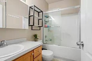 644 NW 14th St, Corvallis, OR 97330 - Photo 17