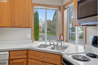 644 NW 14th St, Corvallis, OR 97330 - Photo 21