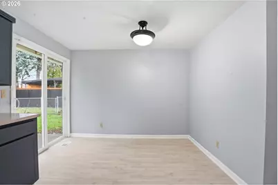 349 NE 18th St, Gresham, OR 97030 - Photo 7