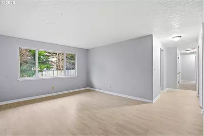 349 NE 18th St, Gresham, OR 97030 - Photo 3