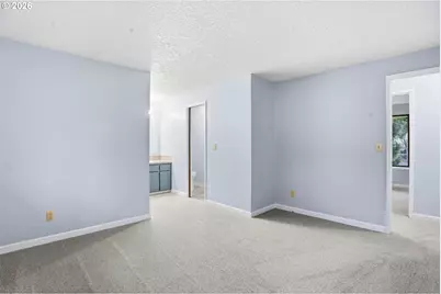 349 NE 18th St, Gresham, OR 97030 - Photo 13