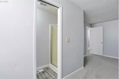 349 NE 18th St, Gresham, OR 97030 - Photo 17