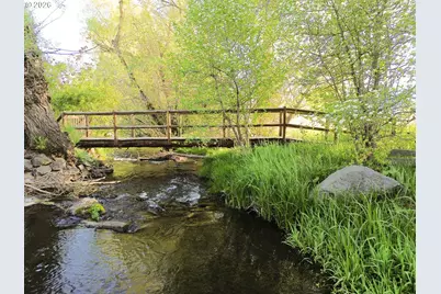 812 Courtney Ln, Summerville, OR 97876 - Photo 7