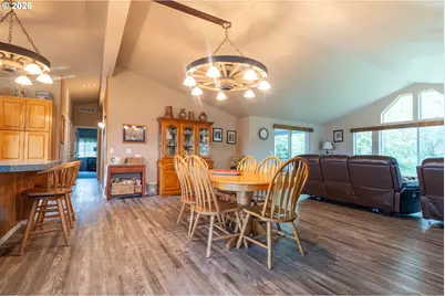 812 Courtney Ln, Summerville, OR 97876 - Photo 15