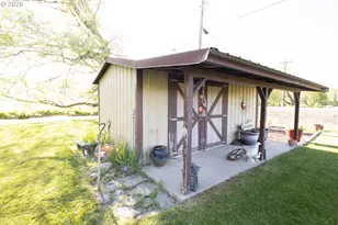 812 Courtney Ln, Summerville, OR 97876 - Photo 33