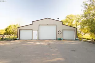 812 Courtney Ln, Summerville, OR 97876 - Photo 31
