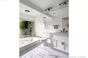 7165 SW East Lake Ct, Wilsonville, OR 97070 - Photo 15