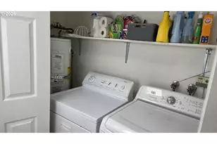 94293 June St, Gold Beach, OR 97444 - Photo 17