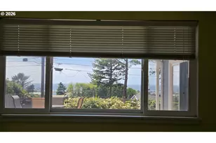 94293 June St, Gold Beach, OR 97444 - Photo 21