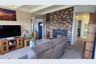 94293 June St, Gold Beach, OR 97444 - Photo 7