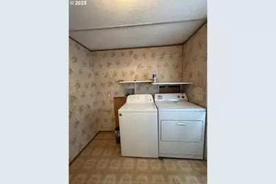 2263 Canyonville Riddle Rd, Riddle, OR 97469 - Photo 17