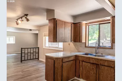 21950 NW Meier Rd, Hillsboro, OR 97124 - Photo 5