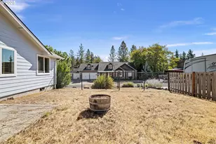 305 School Ave, Brownsville, OR 97327 - Photo 39