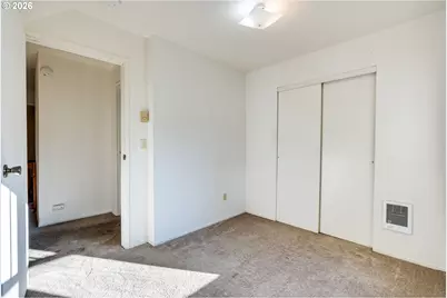 2223 SE 139th Ave, Portland, OR 97233 - Photo 25