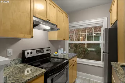1509 NE 10th Ave #106, Portland, OR 97232 - Photo 9