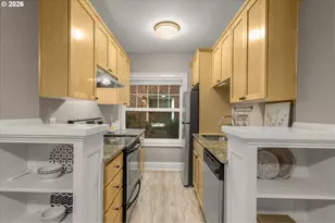 1509 NE 10th Ave, Portland, OR 97232 - Photo 3