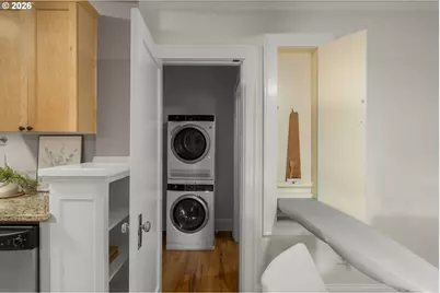 1509 NE 10th Ave #106, Portland, OR 97232 - Photo 11