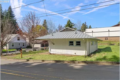 38091 Sunset St, Sandy, OR 97055 - Photo 1