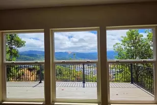 399 Serena Way, Roseburg, OR 97471 - Photo 7