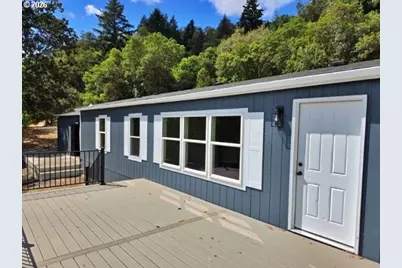 399 Serena Way, Roseburg, OR 97471 - Photo 15