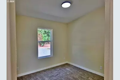 399 Serena Way, Roseburg, OR 97471 - Photo 21