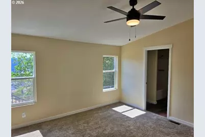 399 Serena Way, Roseburg, OR 97471 - Photo 13