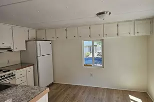 21100 NE Sandy Blvd, Fairview, OR 97024 - Photo 3