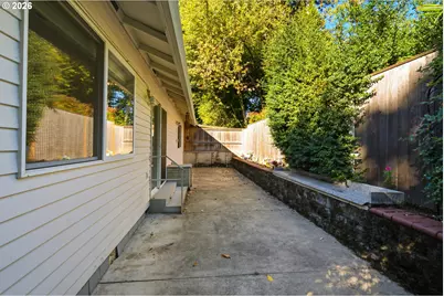 9721 SW Tualatin Rd, Tualatin, OR 97062 - Photo 31