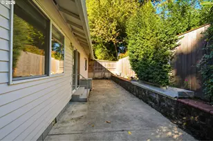 9721 SW Tualatin Rd, Tualatin, OR 97062 - Photo 31