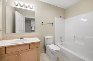 9721 SW Tualatin Rd, Tualatin, OR 97062 - Photo 29