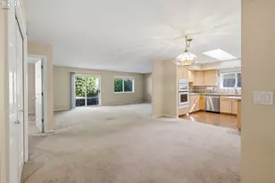 9721 SW Tualatin Rd, Tualatin, OR 97062 - Photo 7